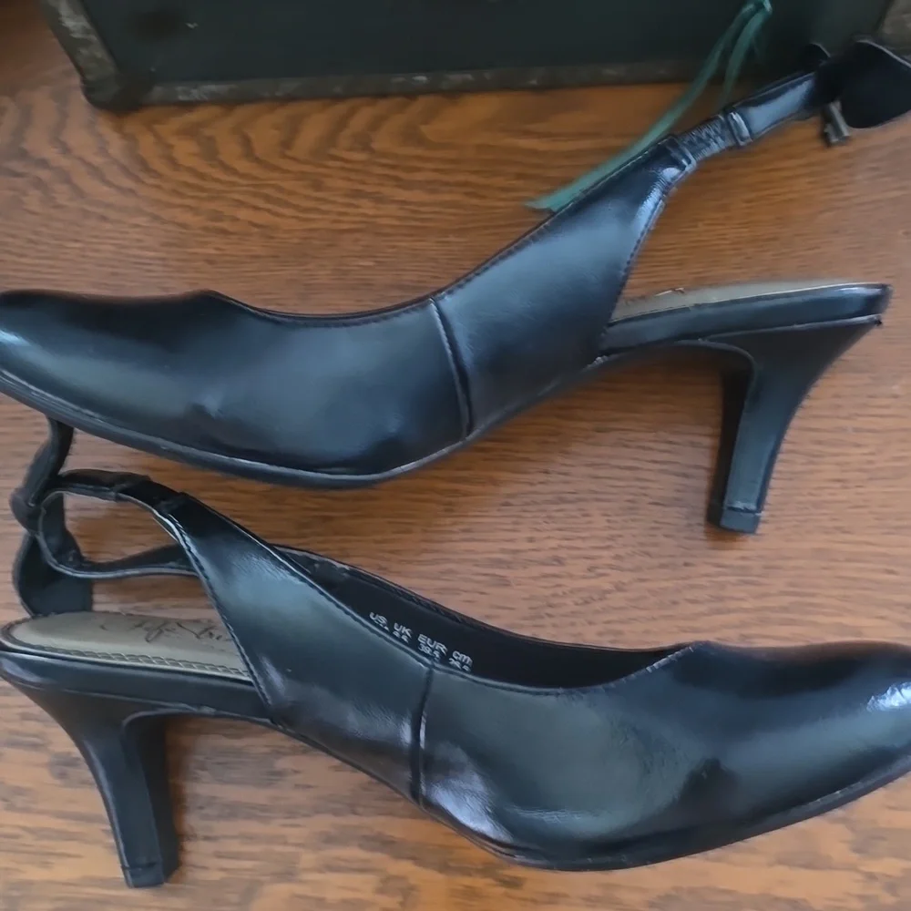 Parisian Black Bow Sling back Round Toe Vegan Leather Low Kitten Heel